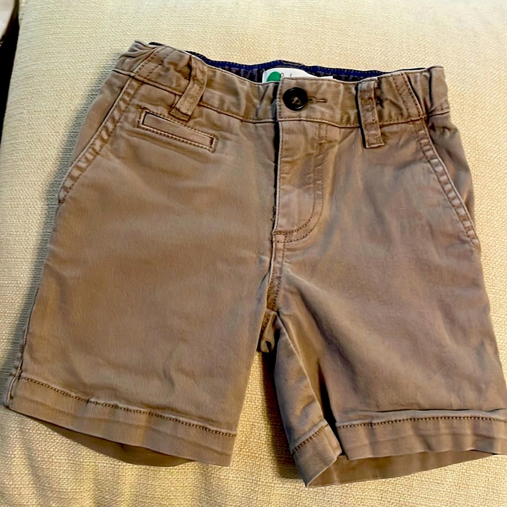 Mini Boden boys chino shorts size 4y. Lovingly used, but in great shape.